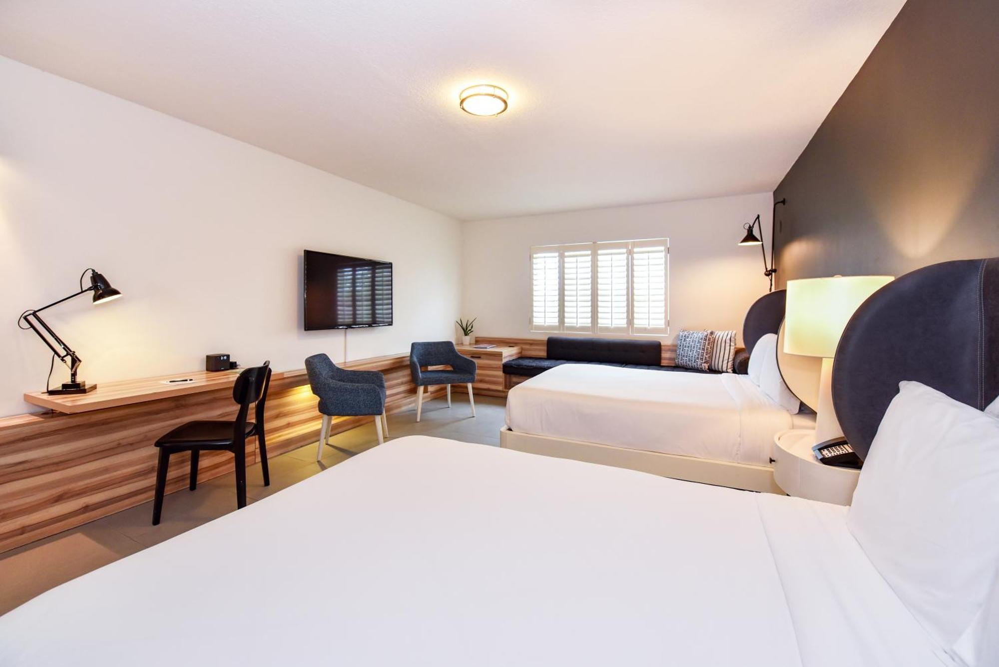 The Locale Hotel Grand Cayman George Town Luaran gambar